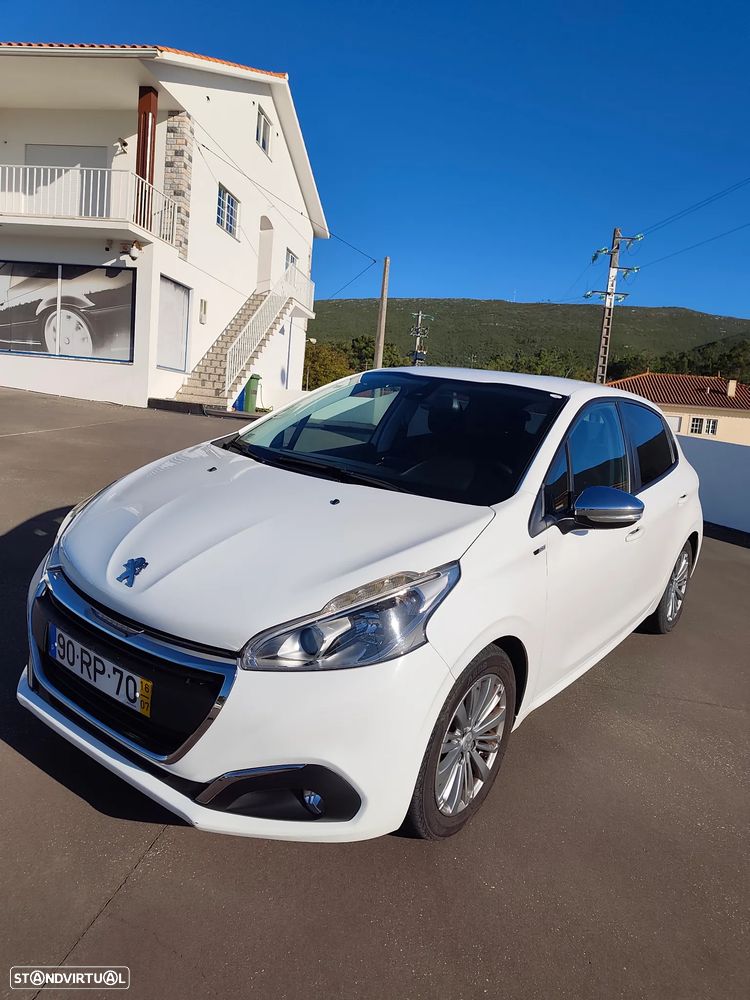 Peugeot 208 1.2 PureTech Style - 46