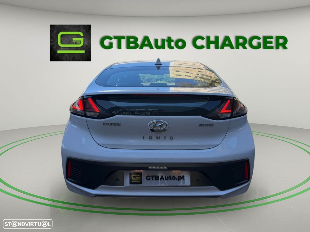 Hyundai Ioniq - 35