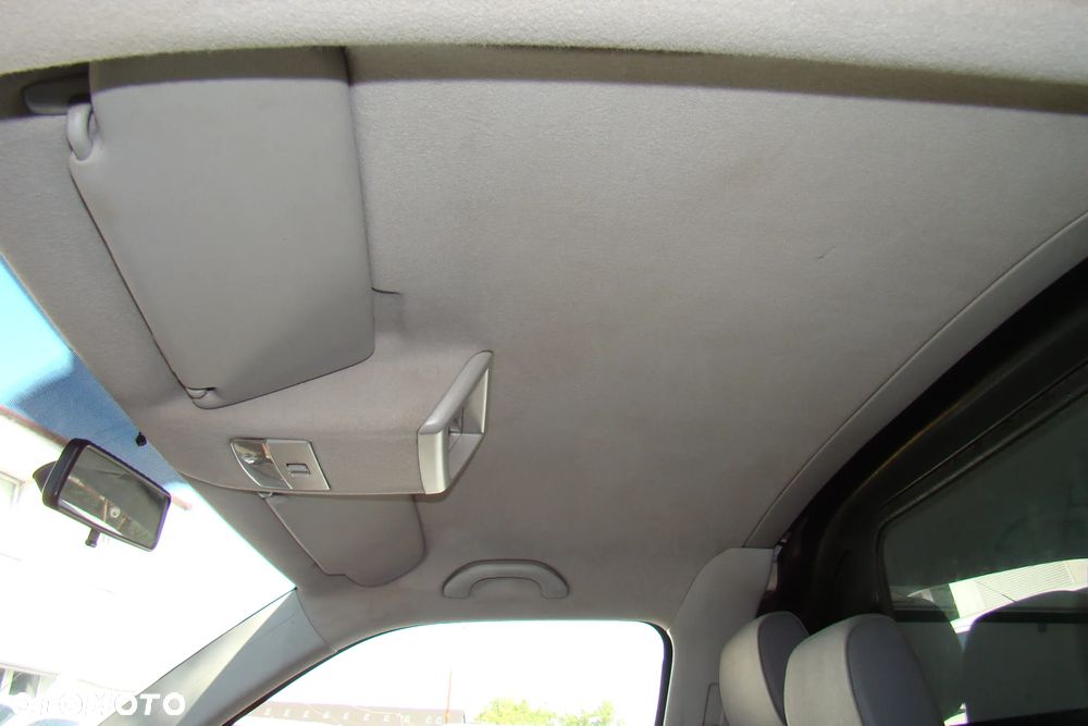 Volkswagen Transporter T5 - 13