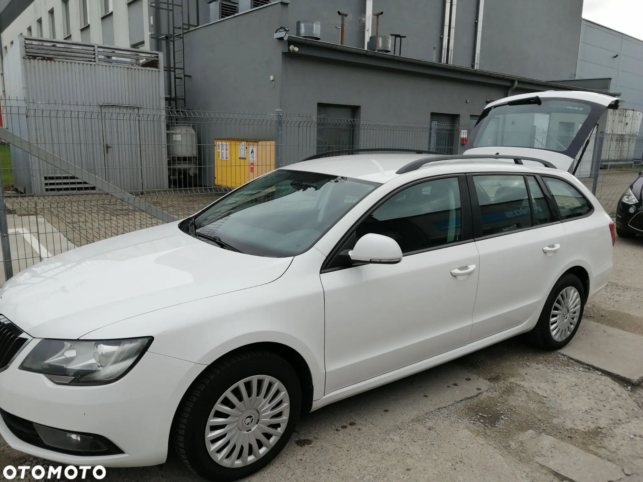 Skoda Superb 1.8 TSI Active - 1