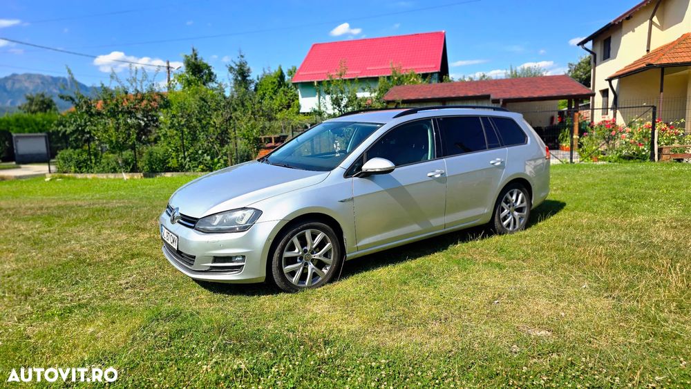 Volkswagen Golf - 2