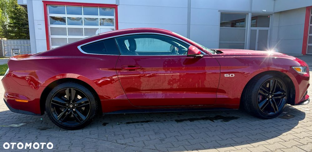 Ford Mustang 5.0 V8 GT - 5