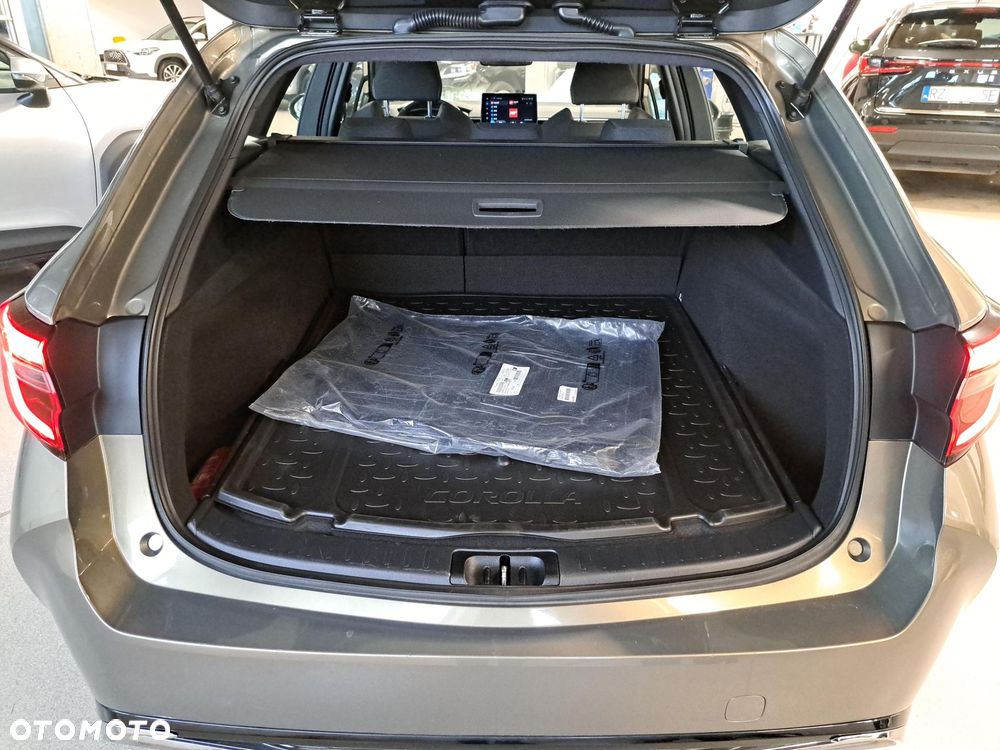 Toyota Corolla 1.8 Hybrid Comfort - 13