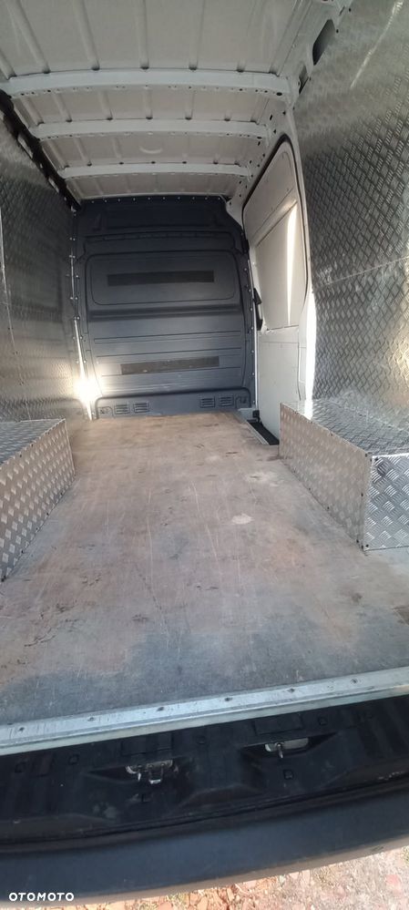 Volkswagen CRAFTER - 6