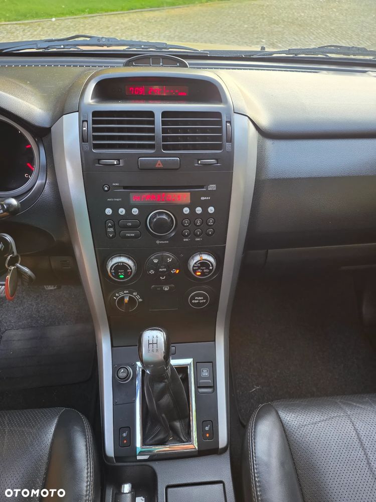 Suzuki Grand Vitara 2.0 Comfort - 19