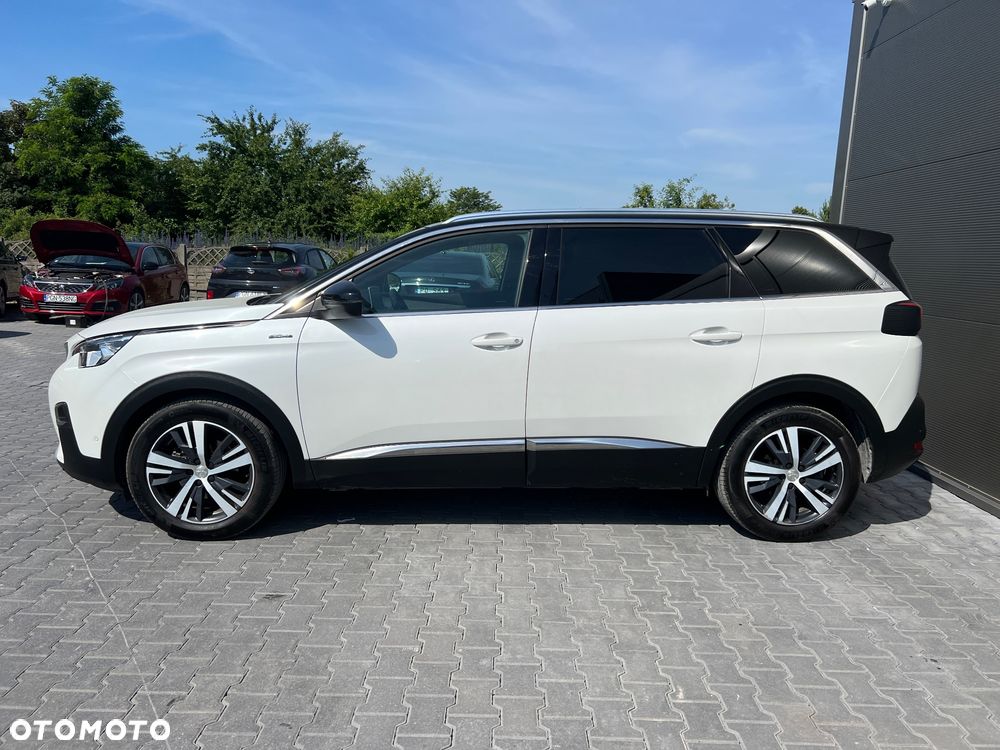 Peugeot 5008 - 8