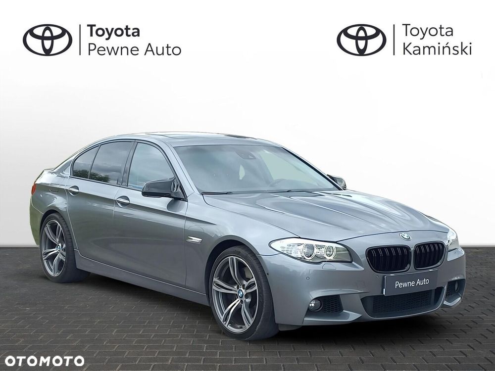 BMW Seria 5 550i - 7