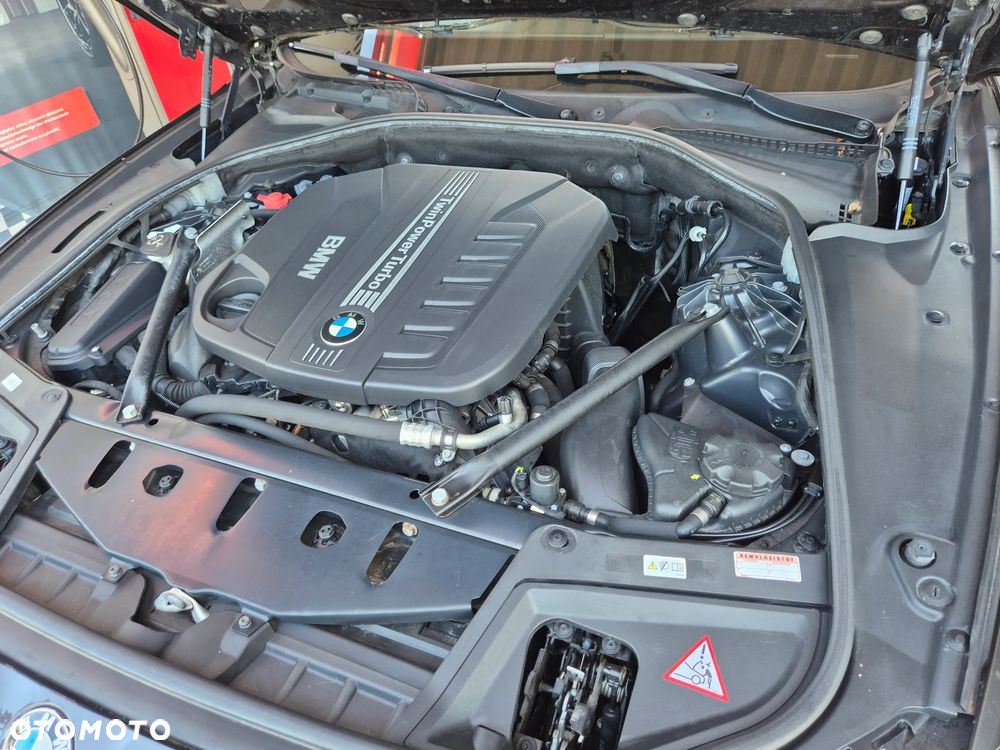 BMW Seria 5 535d - 39