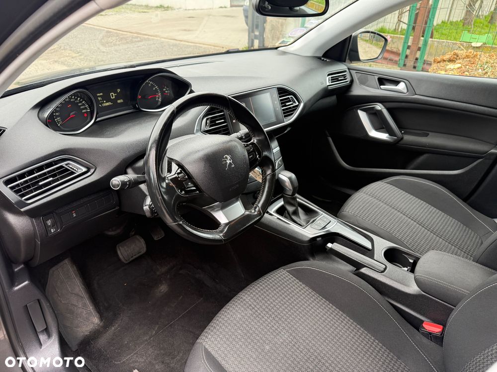 Peugeot 308 1.2 PureTech GPF Active Pack S&S EAT8 - 11