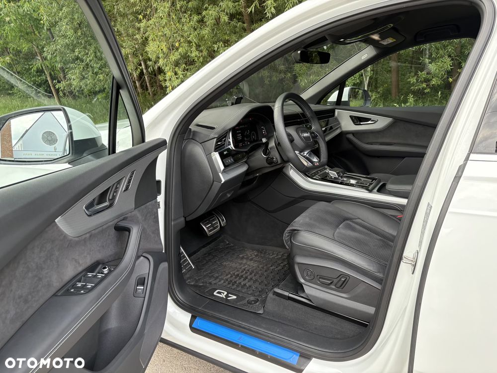Audi Q7 45 TDI mHEV Quattro S Line Tiptr - 15