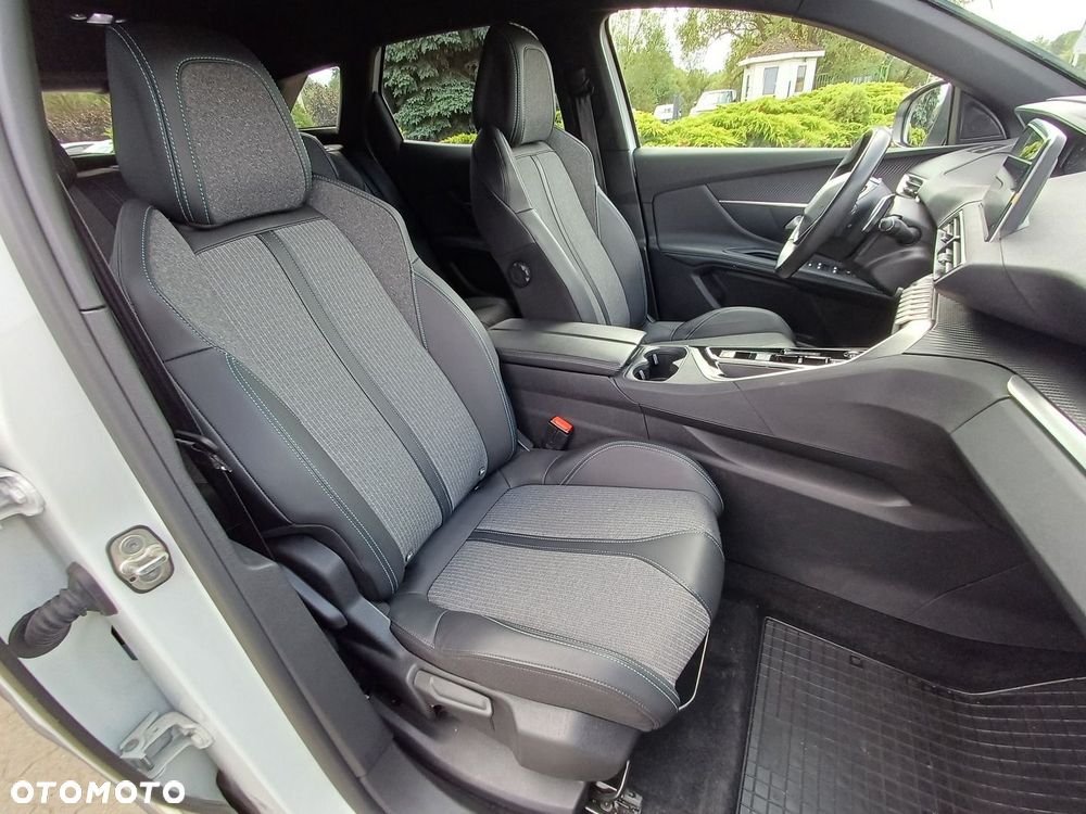 Peugeot 3008 1.2 PureTech Allure Pack S&S EAT8 - 15