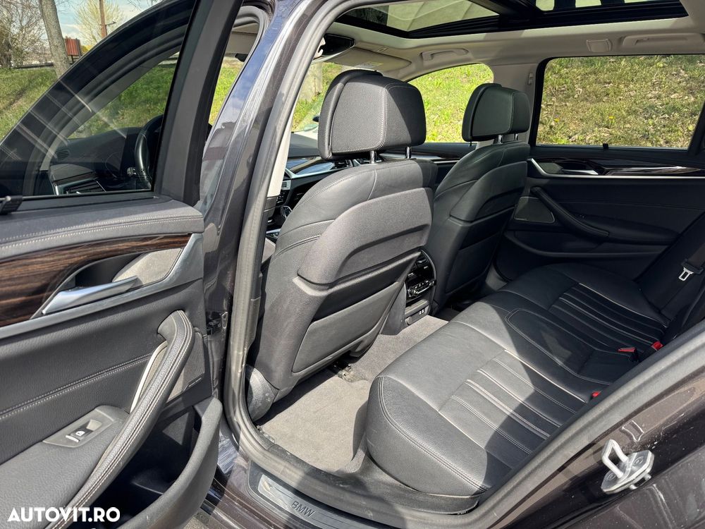 BMW Seria 5 520d xDrive Aut. Luxury Line - 14