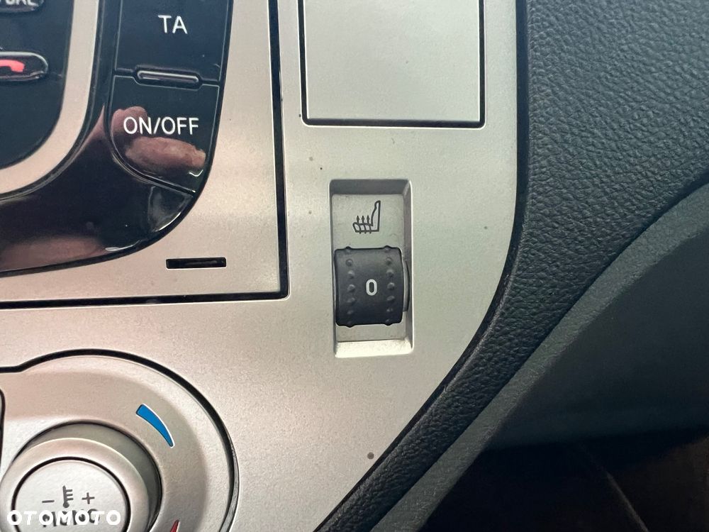 Ford Kuga - 32