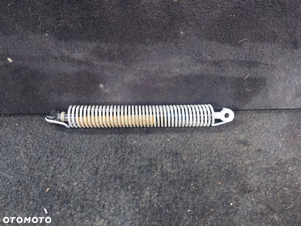 BMW 5 F10 SIŁOWNIK KLAPY SPRĘŻYNA PRAWA 7204367