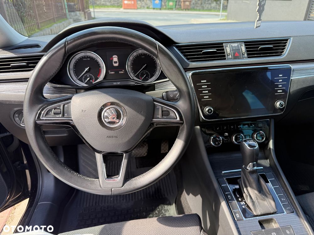 Skoda Superb 2.0 TDI Style DSG - 18