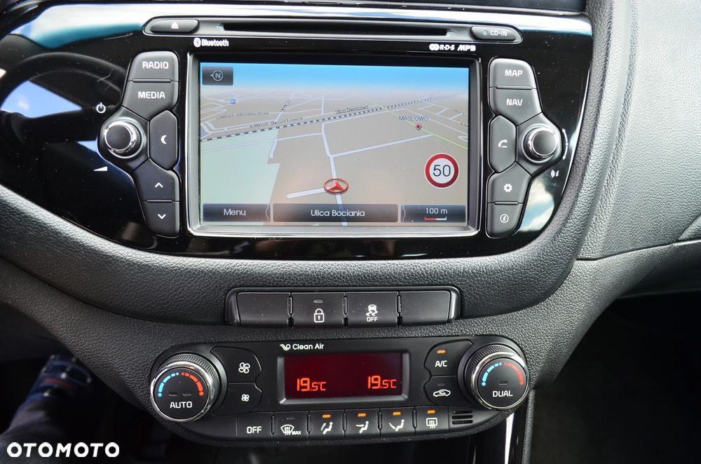 Kia Ceed 1.4 CVVT Fifa World Cup Edition - 27