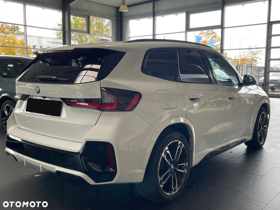 BMW X1 sDrive18d sport - 3