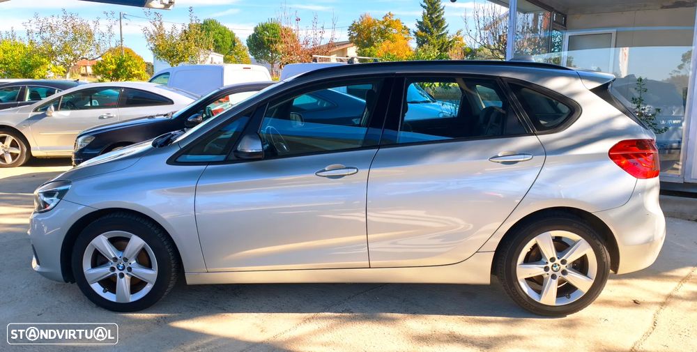 BMW 218 Active Tourer d Sport Line - 8