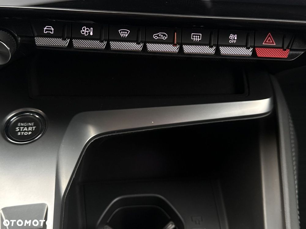 Peugeot 308 1.2 PureTech Allure S&S - 22