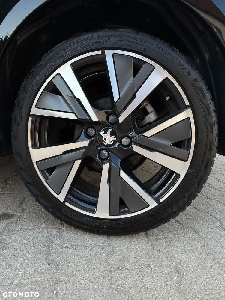 Peugeot 208 PureTech 100 EAT8 GT - 15