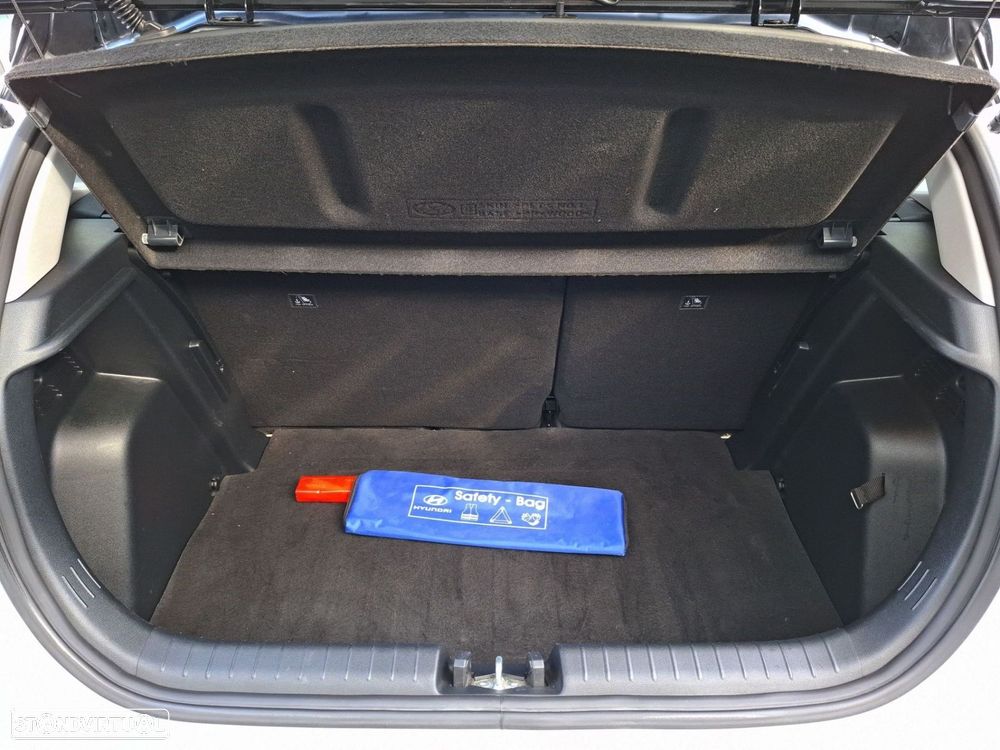 Hyundai i20 1.2 MPi Comfort - 25