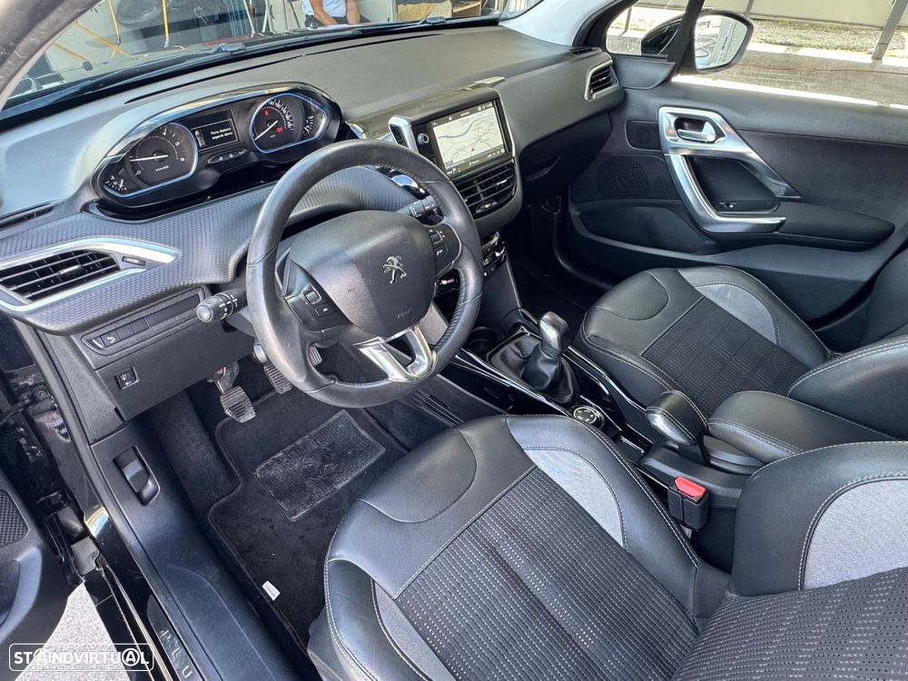 Peugeot 2008 BlueHDi 100 STOP & START Allure - 8