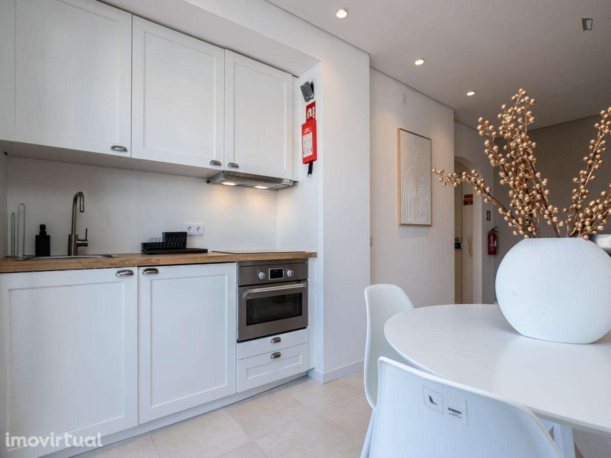 Apartamento com 1 quartos - localizado em Quarteira - Grande imagem: 5/32