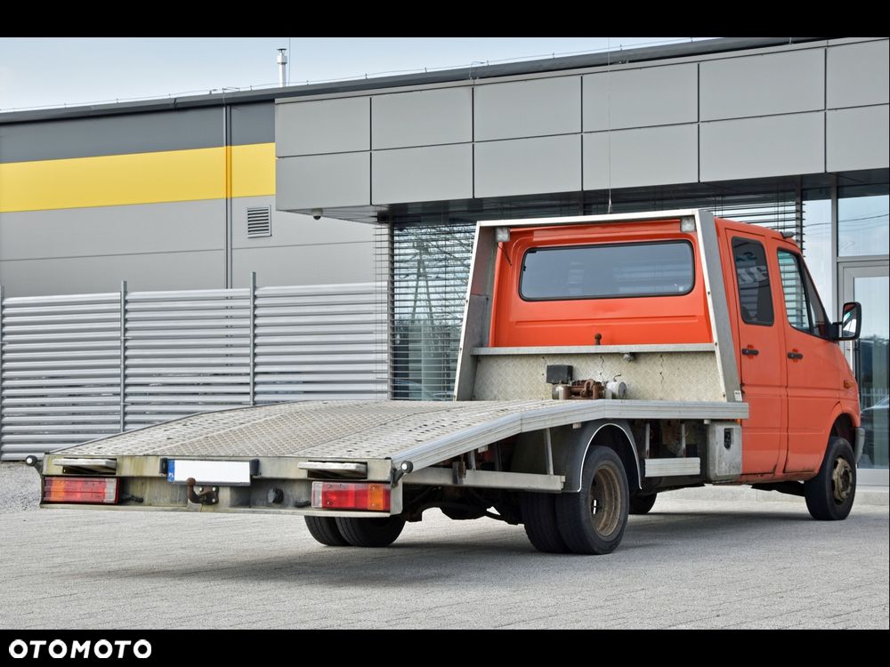 Mercedes-Benz Sprinter - 8
