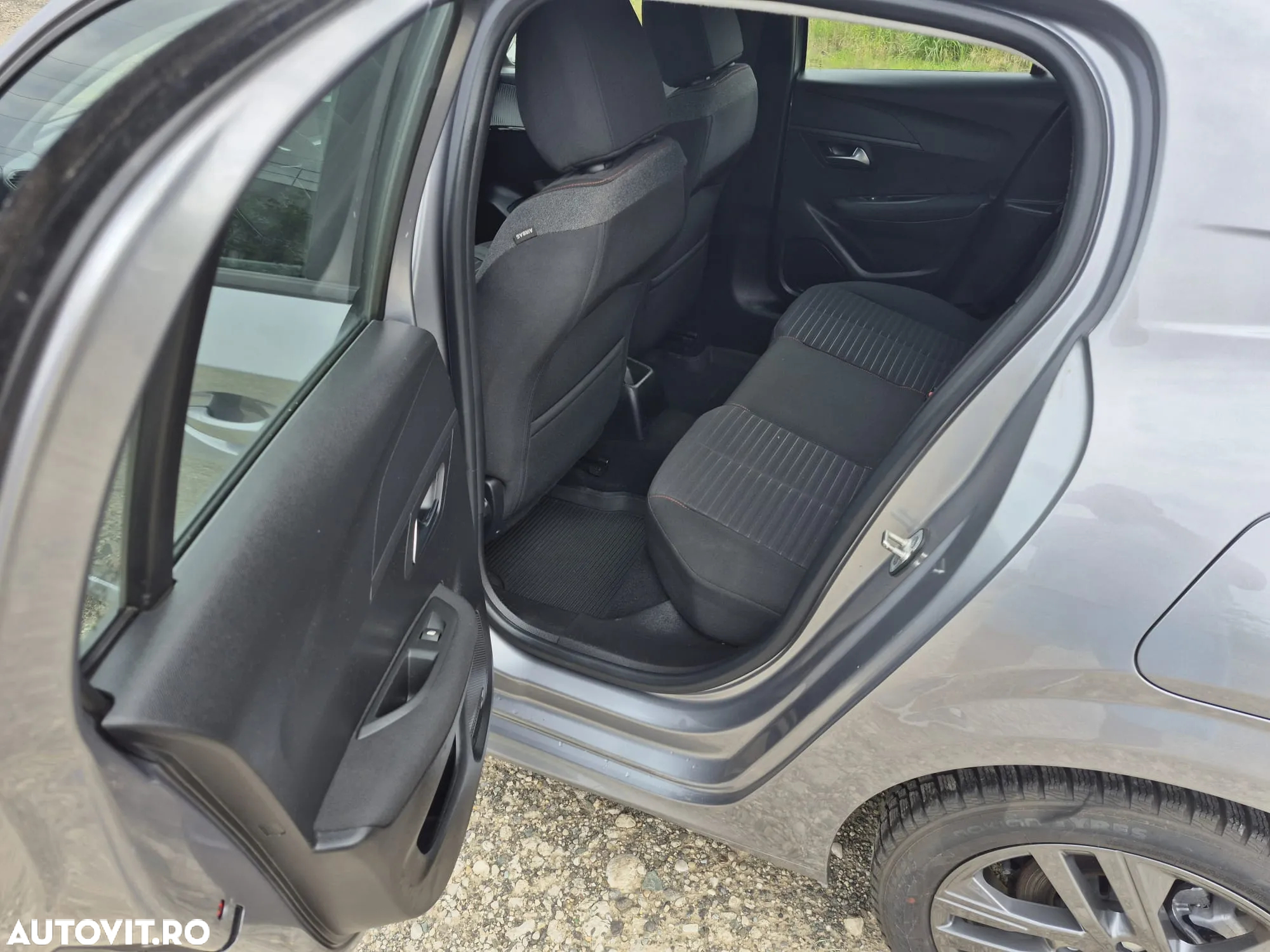 Peugeot 208 1.5 BlueHDi STT Allure Pack - 11