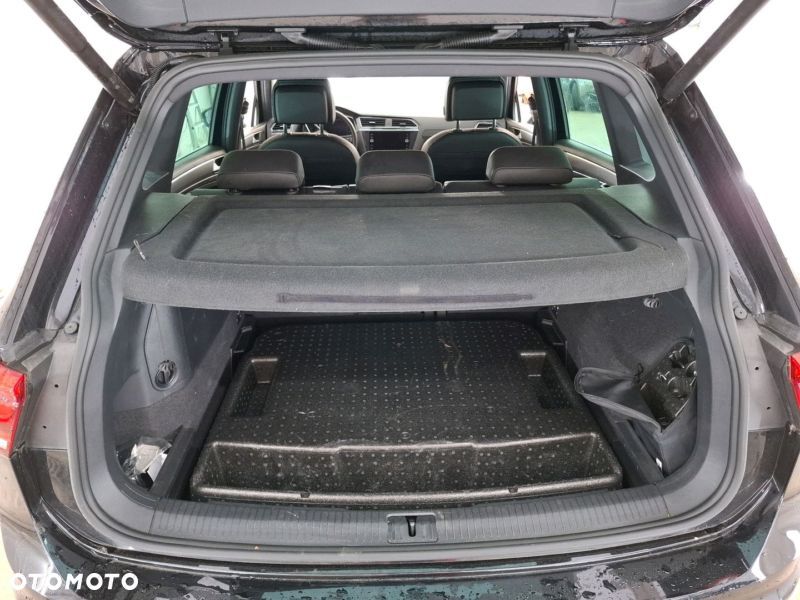 Volkswagen Tiguan 1.4 eHybrid OPF DSG R-Line - 11