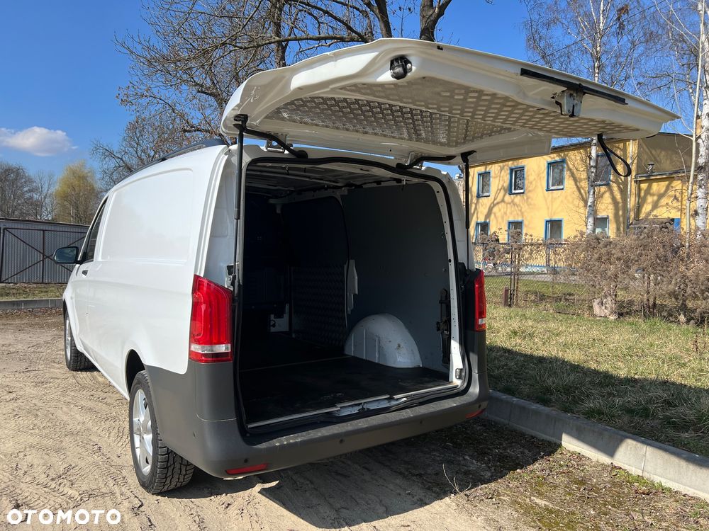 Mercedes-Benz Vito - 13
