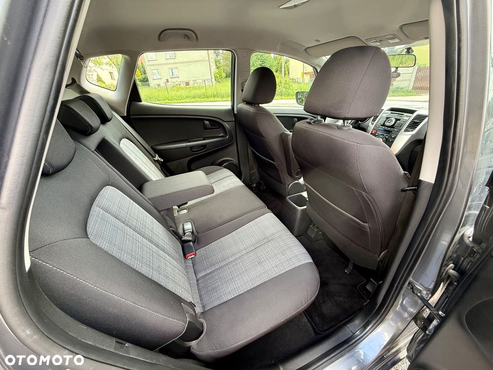 Kia Venga 1.4 CVVT Vision - 20