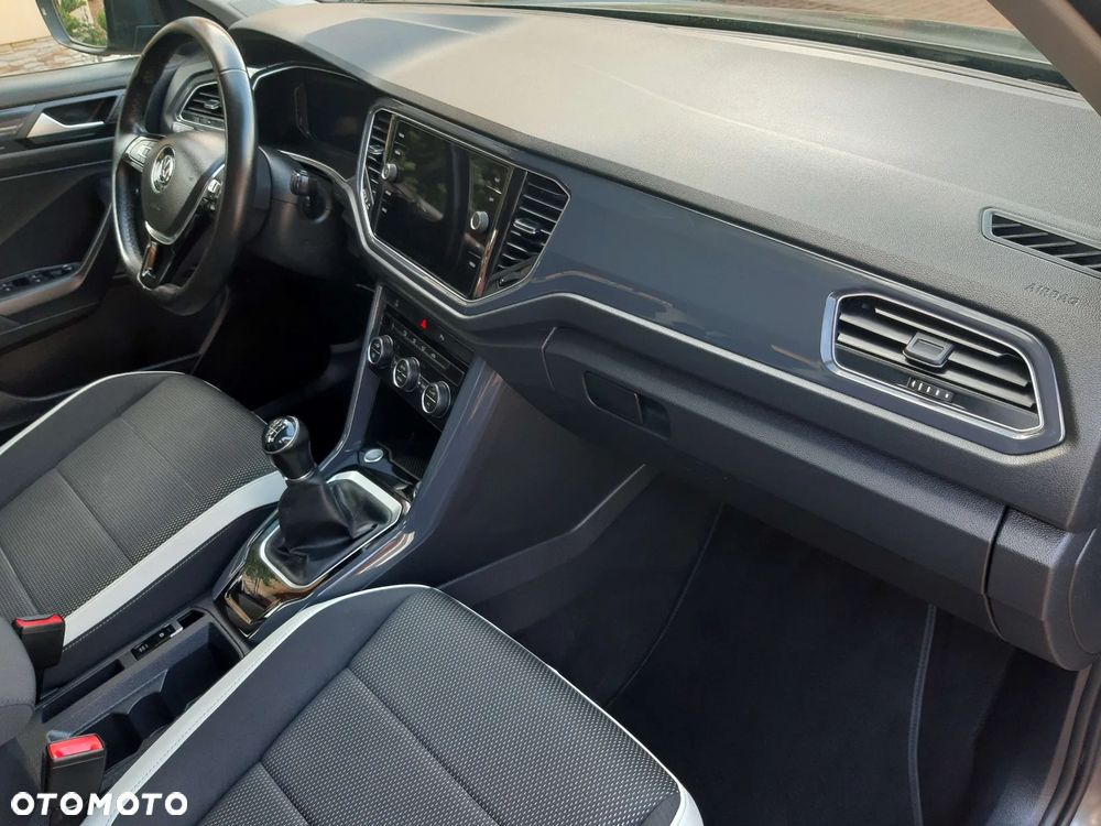 Volkswagen T-Roc - 30