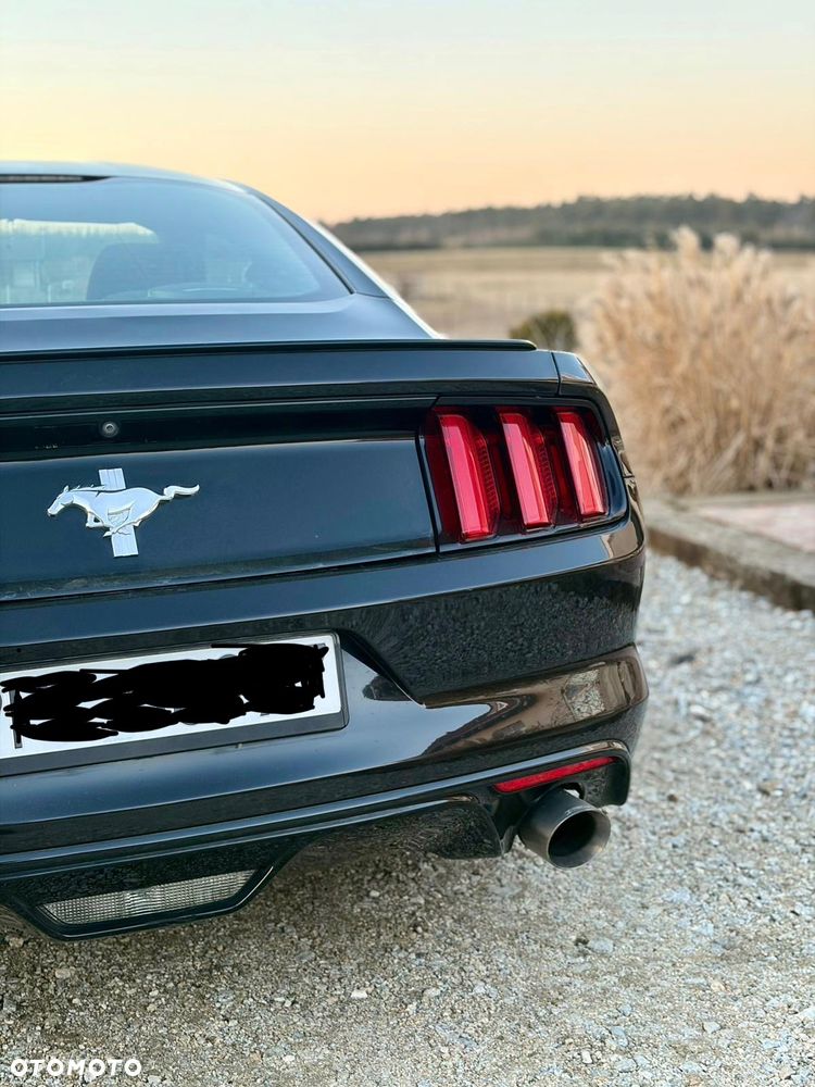 Ford Mustang 3.7 V6 - 4
