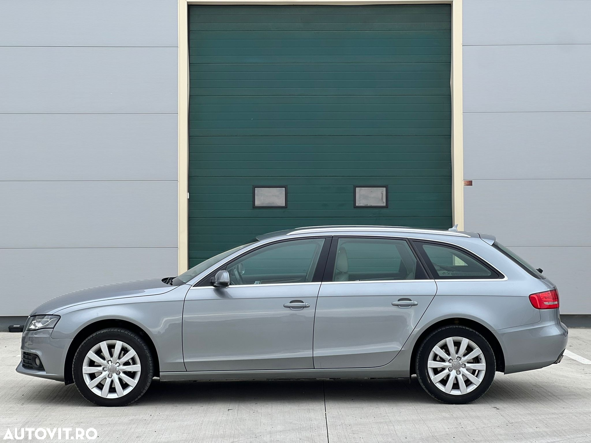 Audi A4 2.0 TDI Avant - 9
