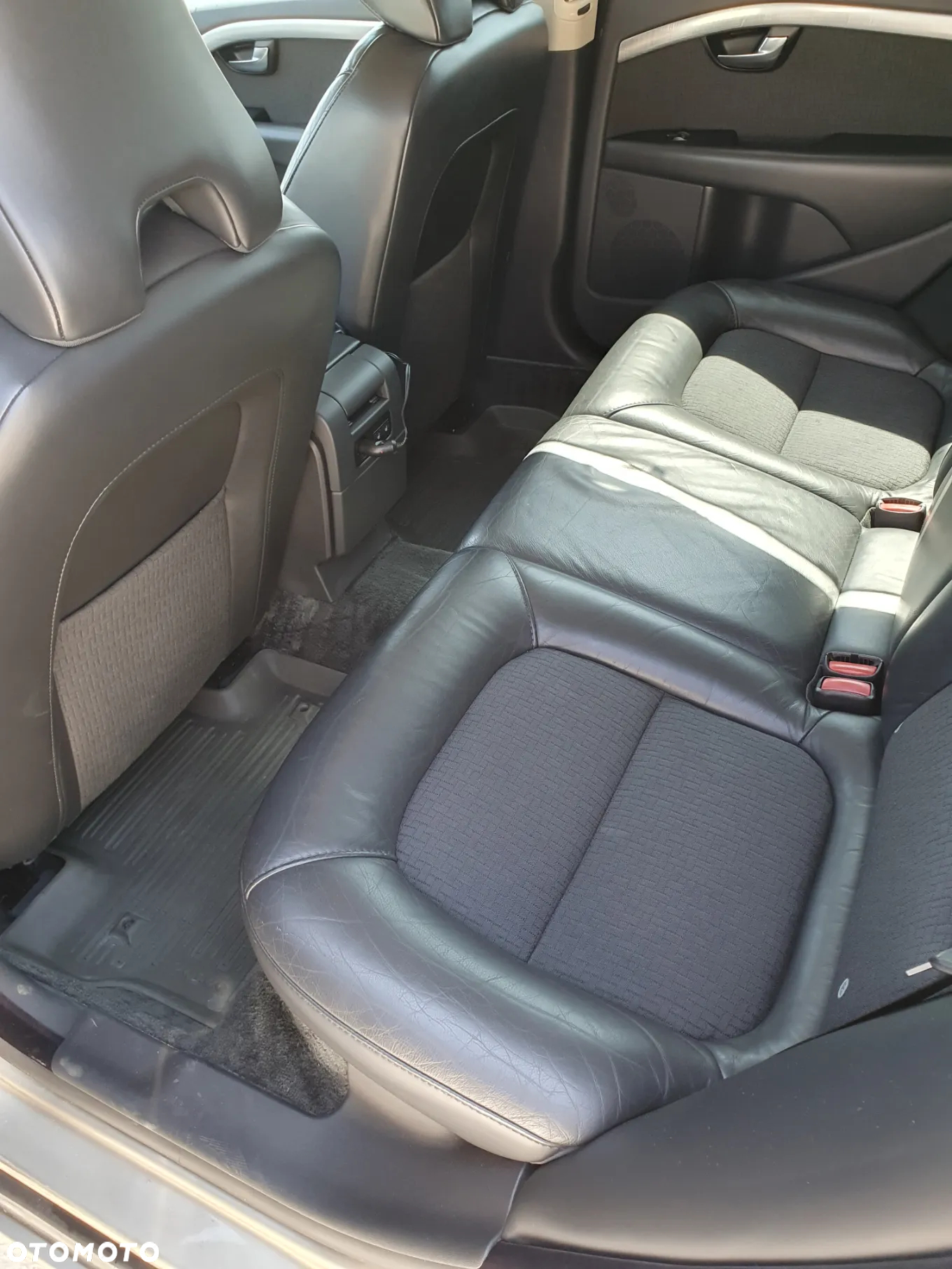 Volvo V70 2.0 Kinetic - 7