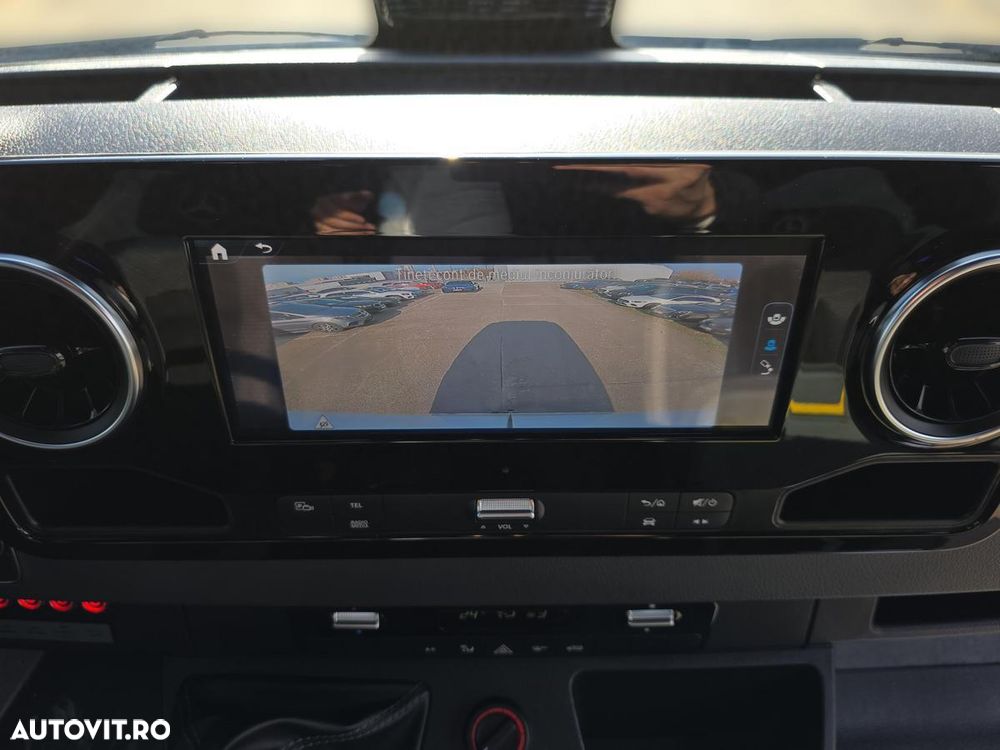 Mercedes-Benz Sprinter 517 - 21