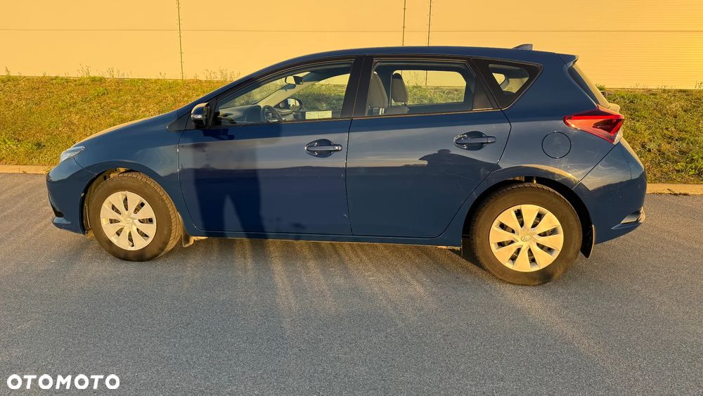 Toyota Auris 1.33 VVT-i Active - 5