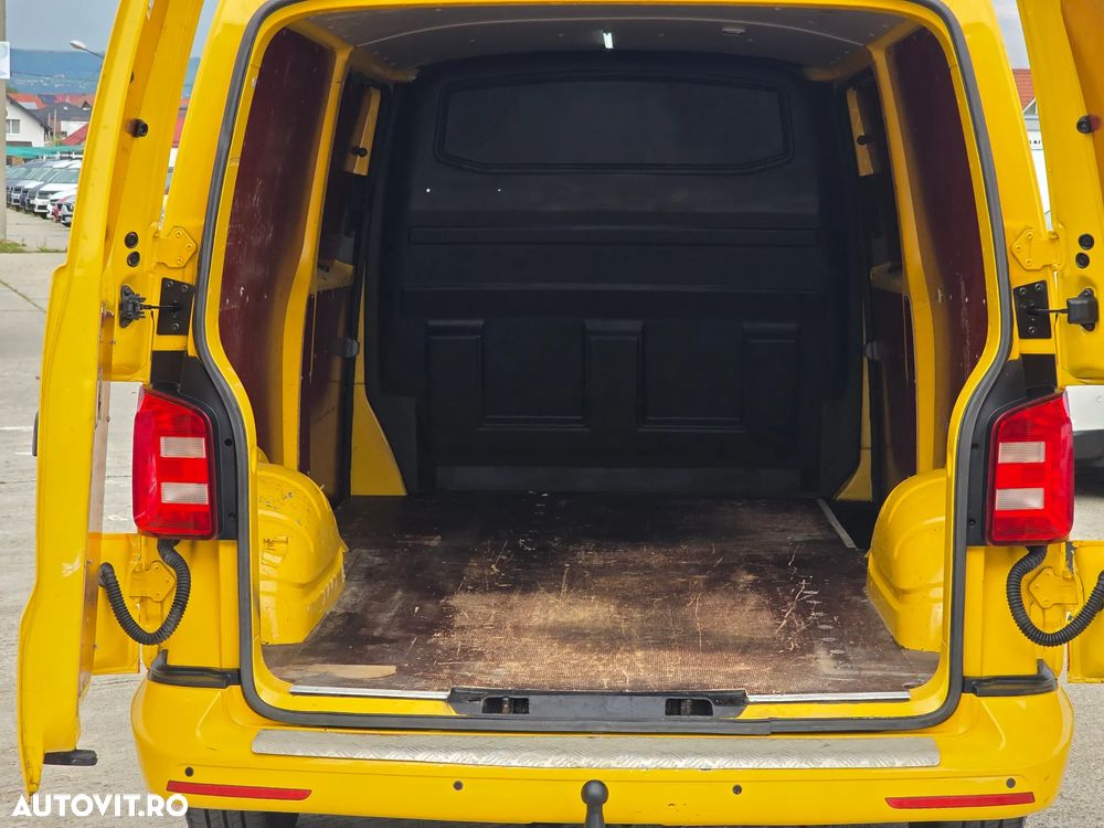 Volkswagen Transporter - 15