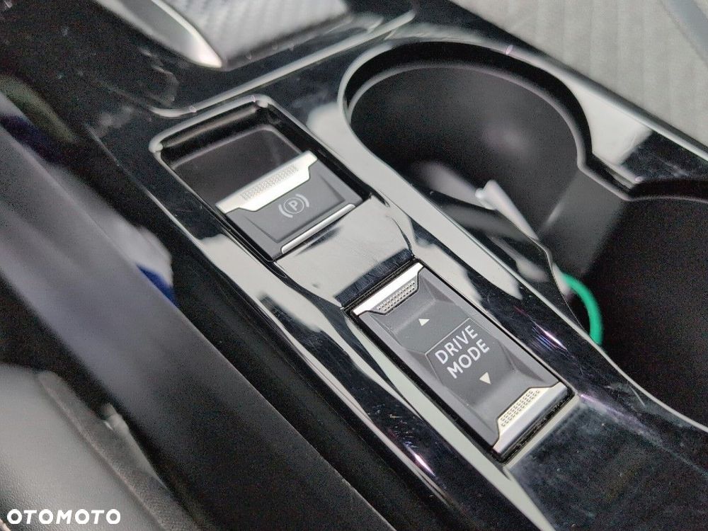 Peugeot 2008 1.2 PureTech Allure S&S EAT8 - 14