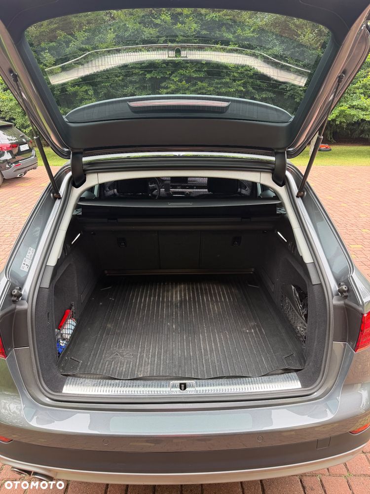 Audi A4 Allroad - 9