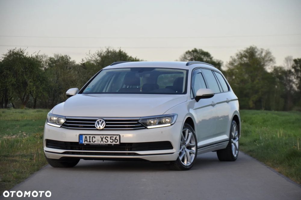 Volkswagen Passat 2.0 TDI SCR Comfortline - 1