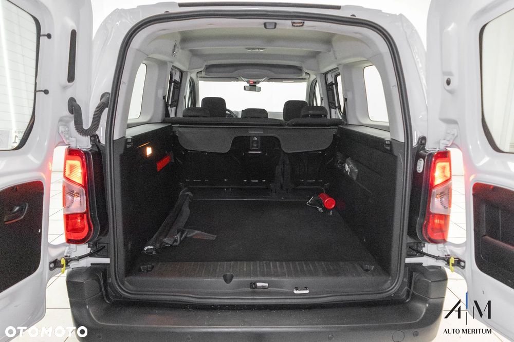 Toyota Proace City Verso 1.5 D-4D Combi - 32