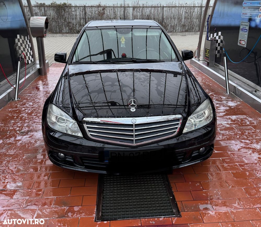 Mercedes-Benz C 180 CGI Automatik BlueEFFICIENCY - 2