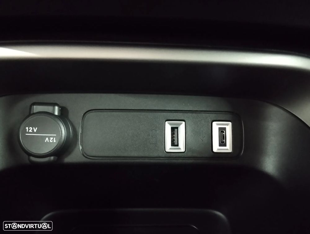 Jeep Avenger 1.2 GSE T3 Altitude - 32