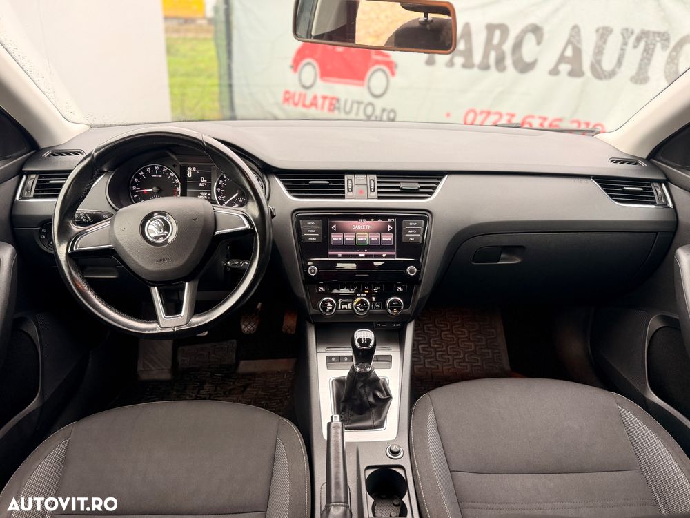 Skoda Octavia - 5