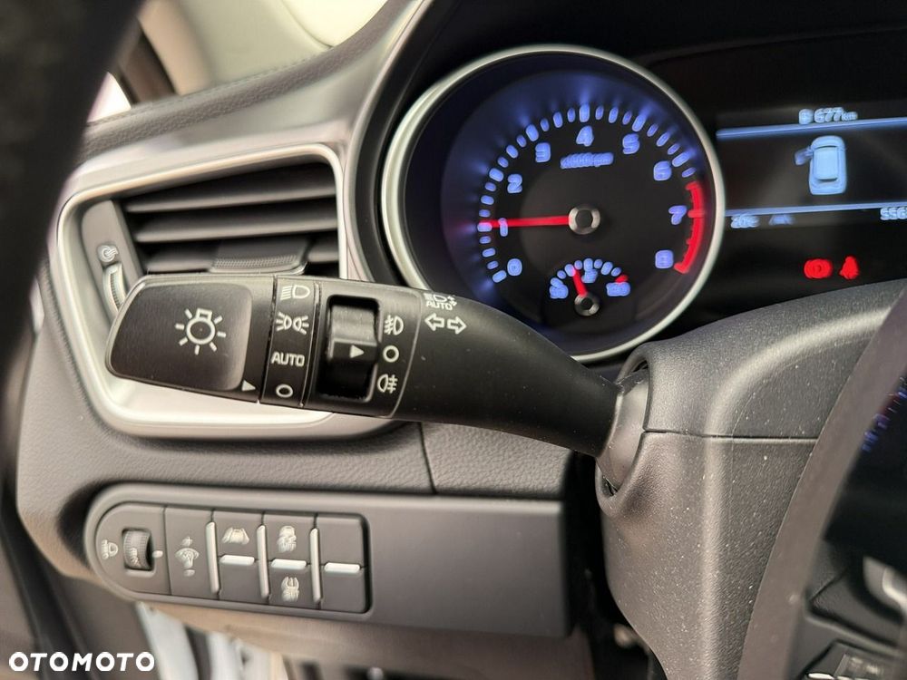 Kia Ceed - 26