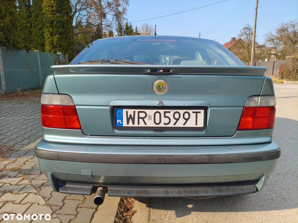 BMW Seria 3 - 8