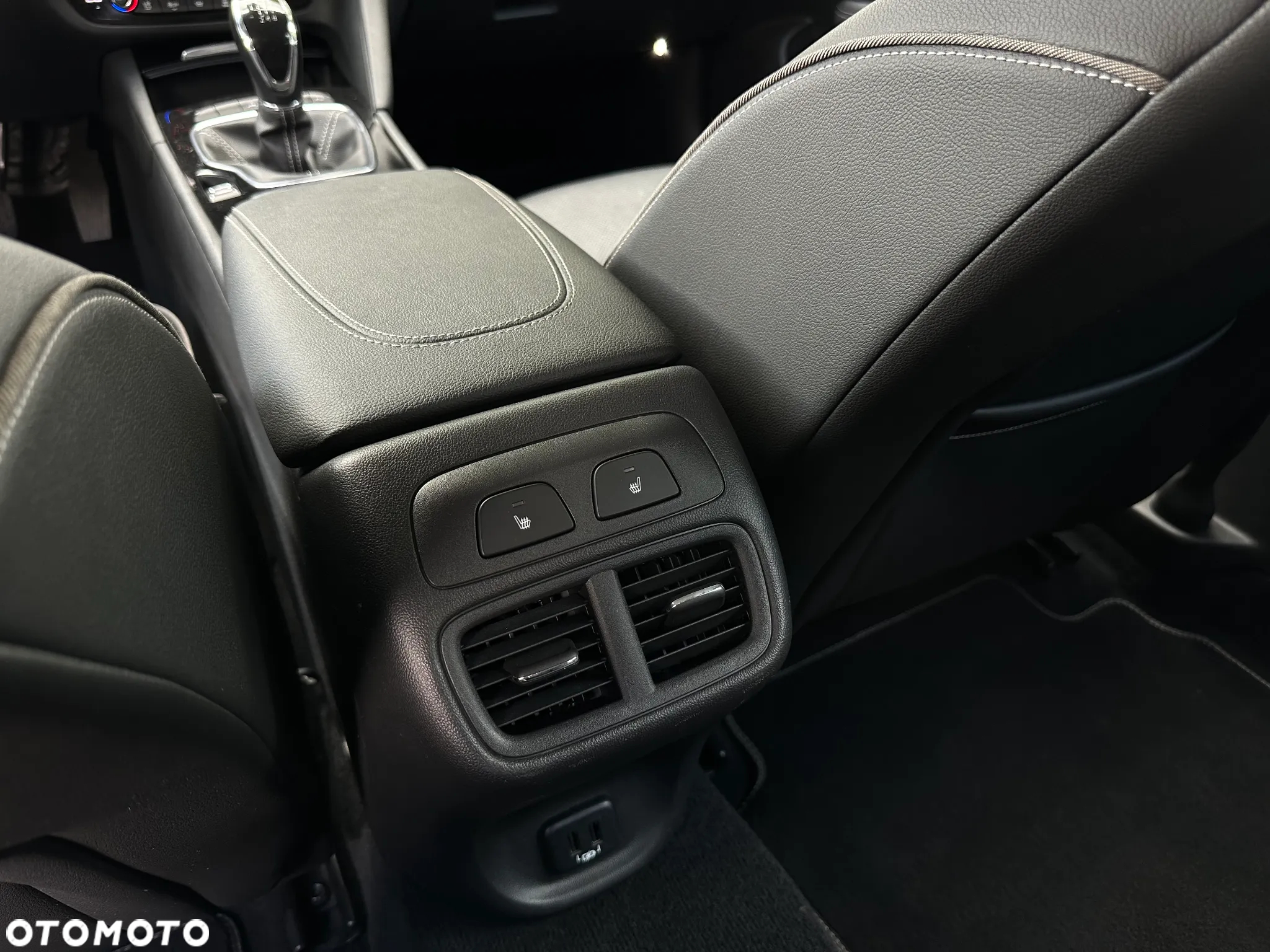 Opel Insignia Sports Tourer 2.0 Diesel 4x4 Ultimate Exclusive - 12