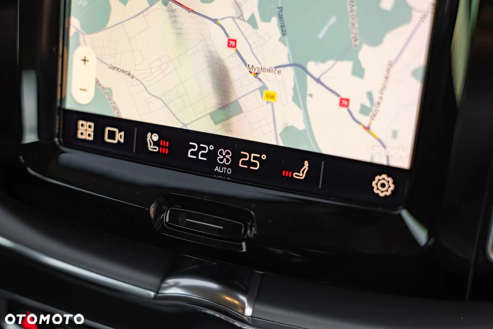 Volvo XC 60 B4 D AWD Core - 24
